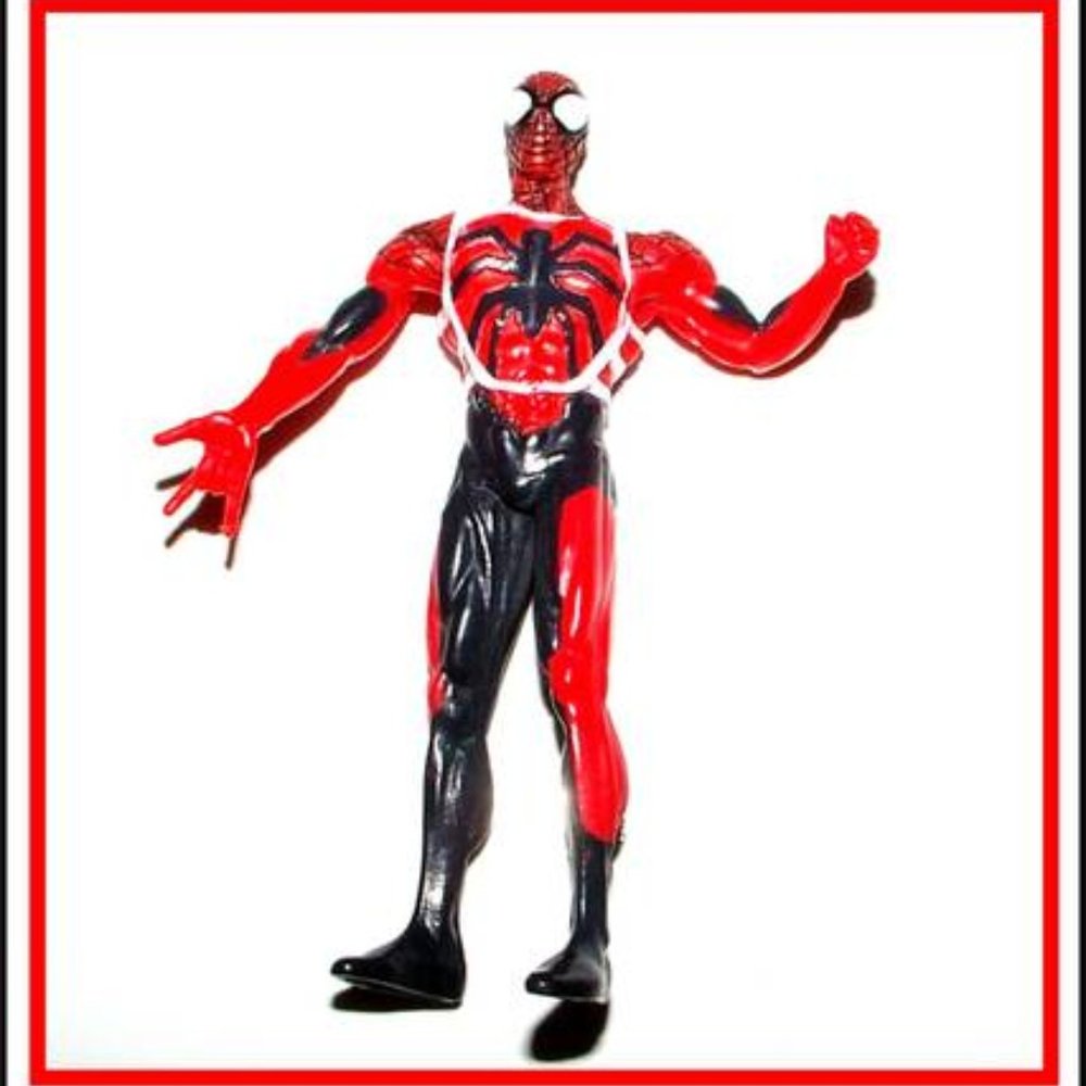 Marvel Universe _ 4" _ Spiderman Figure